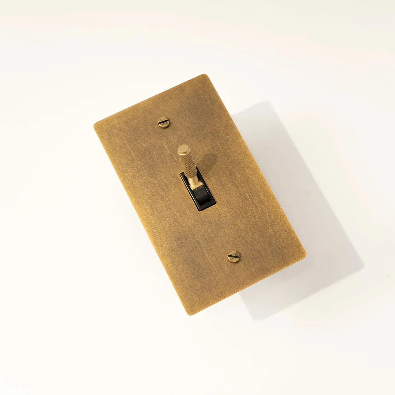 Seus Brass Toggle Light Switch - Image 3