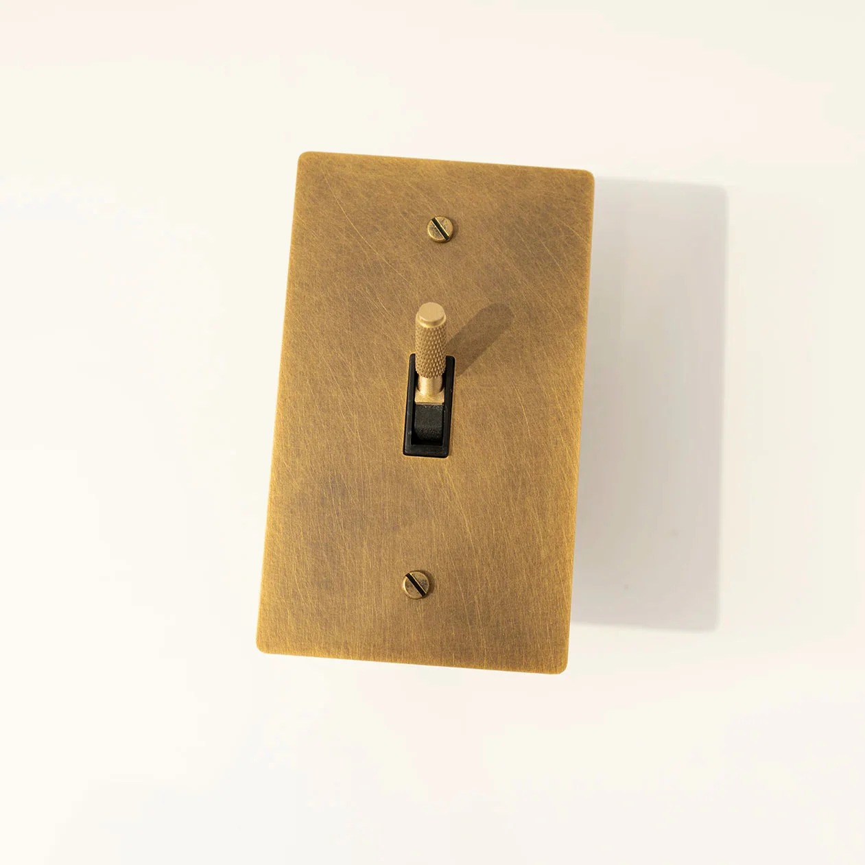 Seus Brass Toggle Light Switch - Image 4